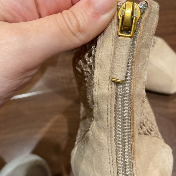 Dior / Naughtily-D 3cm Mesh Ankle Boot in Nude suede 40 10 - Picture 7 of 10